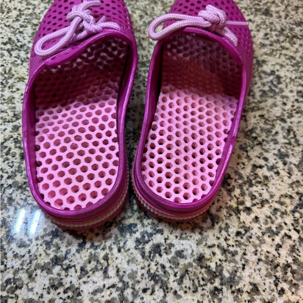 Pink Rubber Perforated‎ Garden Clogs Water Shoes Kids Size 2/3 Slip On Mules